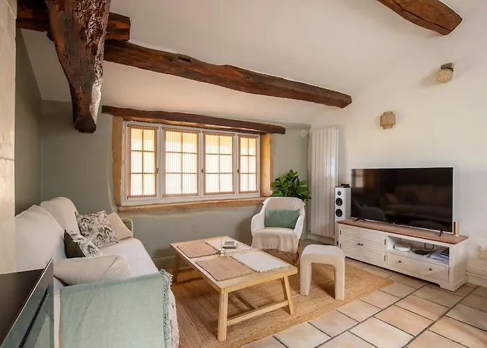 Au Milieu Des Secrets Tatil Evi