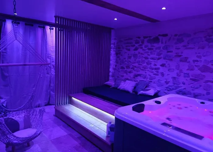 Tatil Evi Au Milieu Des Secrets *