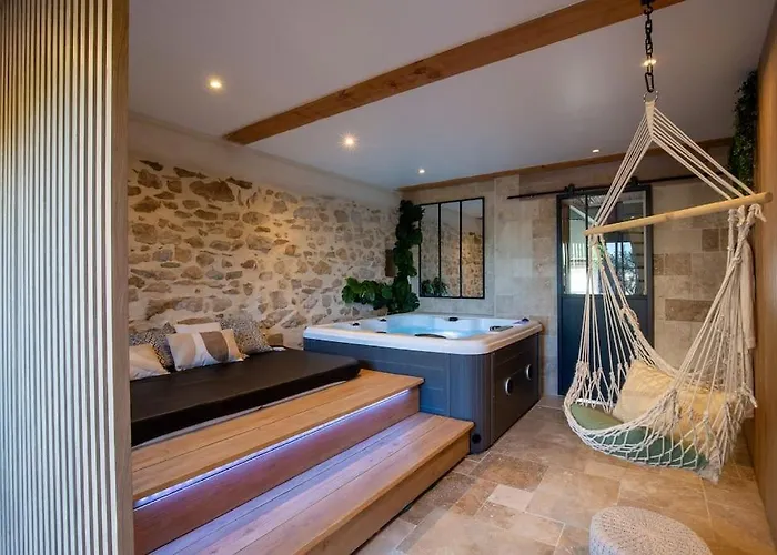 Au Milieu Des Secrets Ferienhaus Vaulx-Milieu